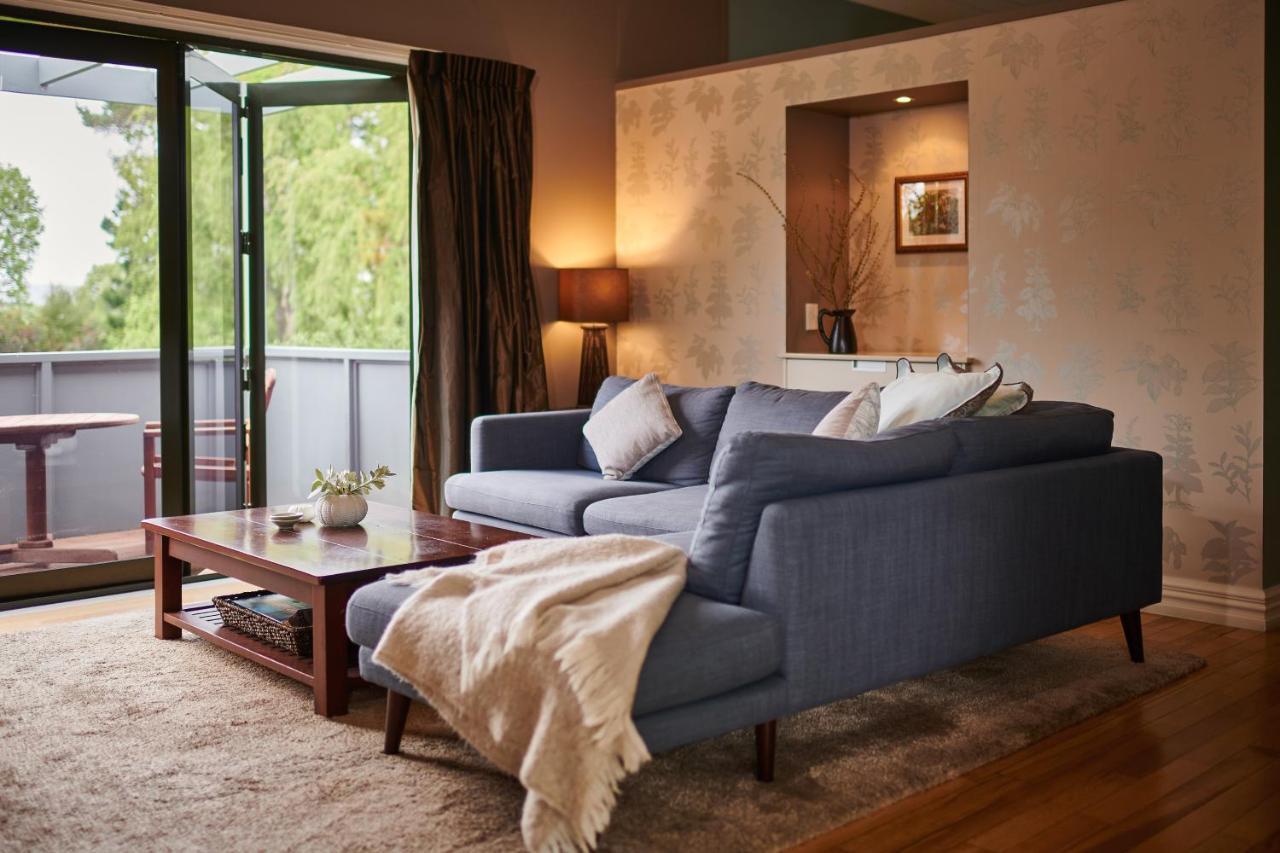 Parehua Resort Martinborough Eksteriør billede A living room