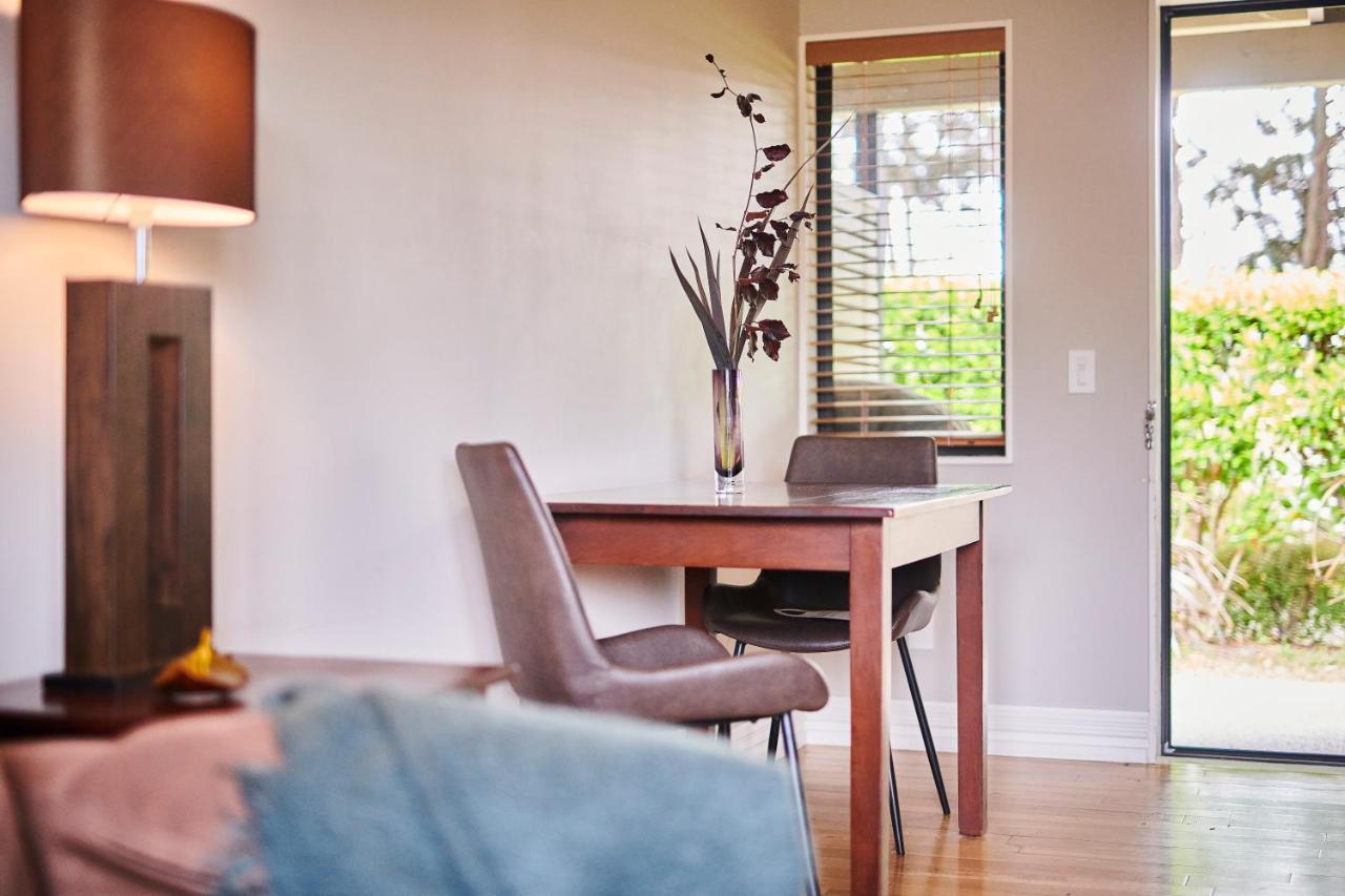 Parehua Resort Martinborough Eksteriør billede Interior of a home at the Village at Wild dunes