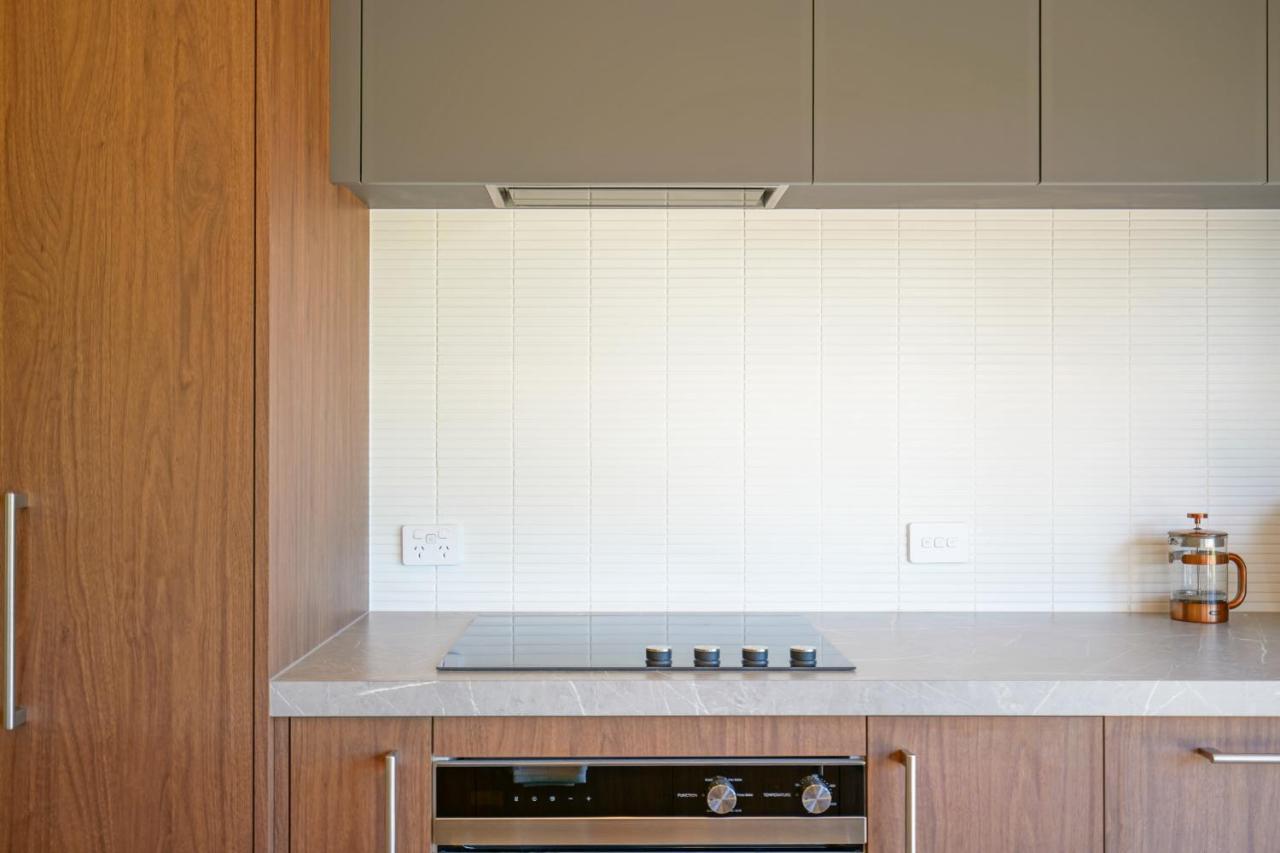 Parehua Resort Martinborough Eksteriør billede A kitchen with a built-in oven
